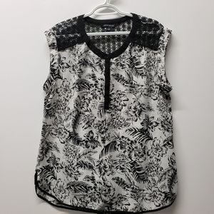 Zac & Rachel Sleeveless Crouchet Detail S/XL